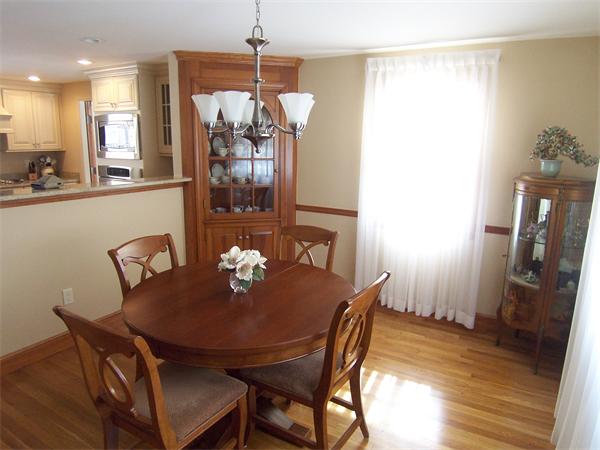 31 Daniel Road Braintree, MA 02184 - Photo 2 of 17 Gallery Image 2