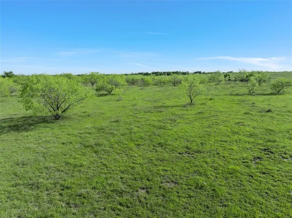 $350,000 | 7 7 Mile Lane, Riesel, TX 76682
