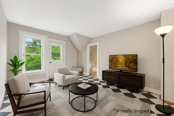 $370,000 | 11 Summer Street, Barre Town, VT 05649