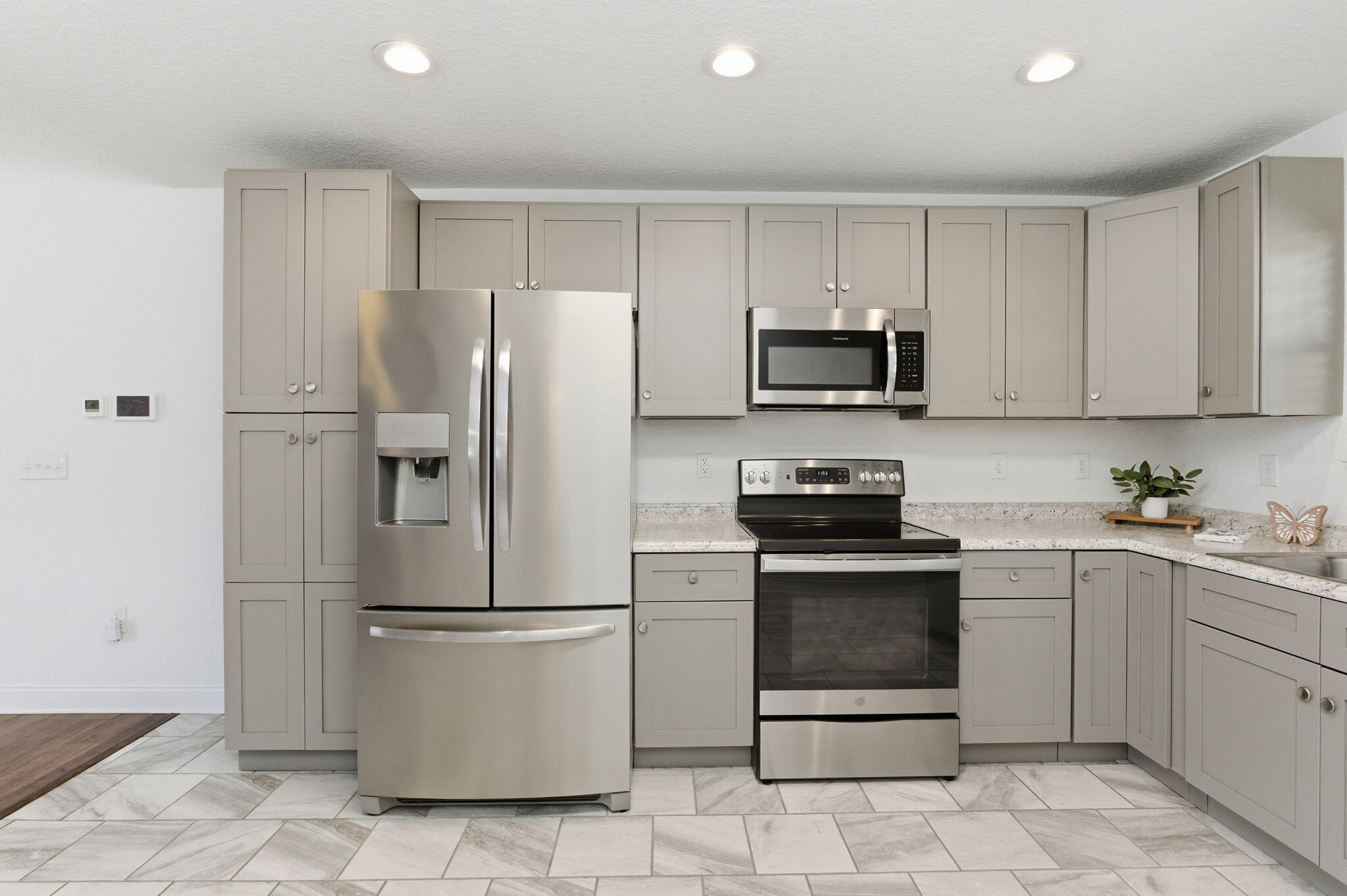 402 Serene Court Crestview, FL 32539 - Photo 3 of 33 8-web-or-mls-402-serene-ct