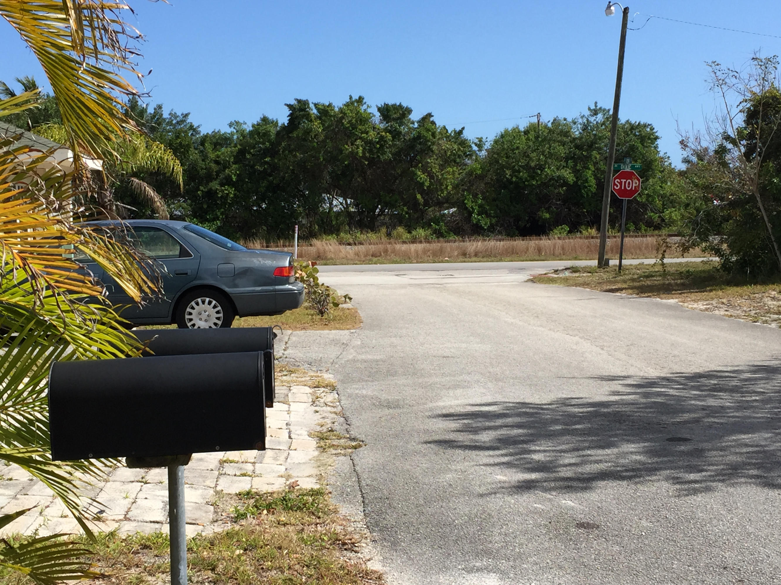 8665 Southeast Lyons Road Hobe Sound, FL 33455 - Photo 26 of 43 IMG_1382