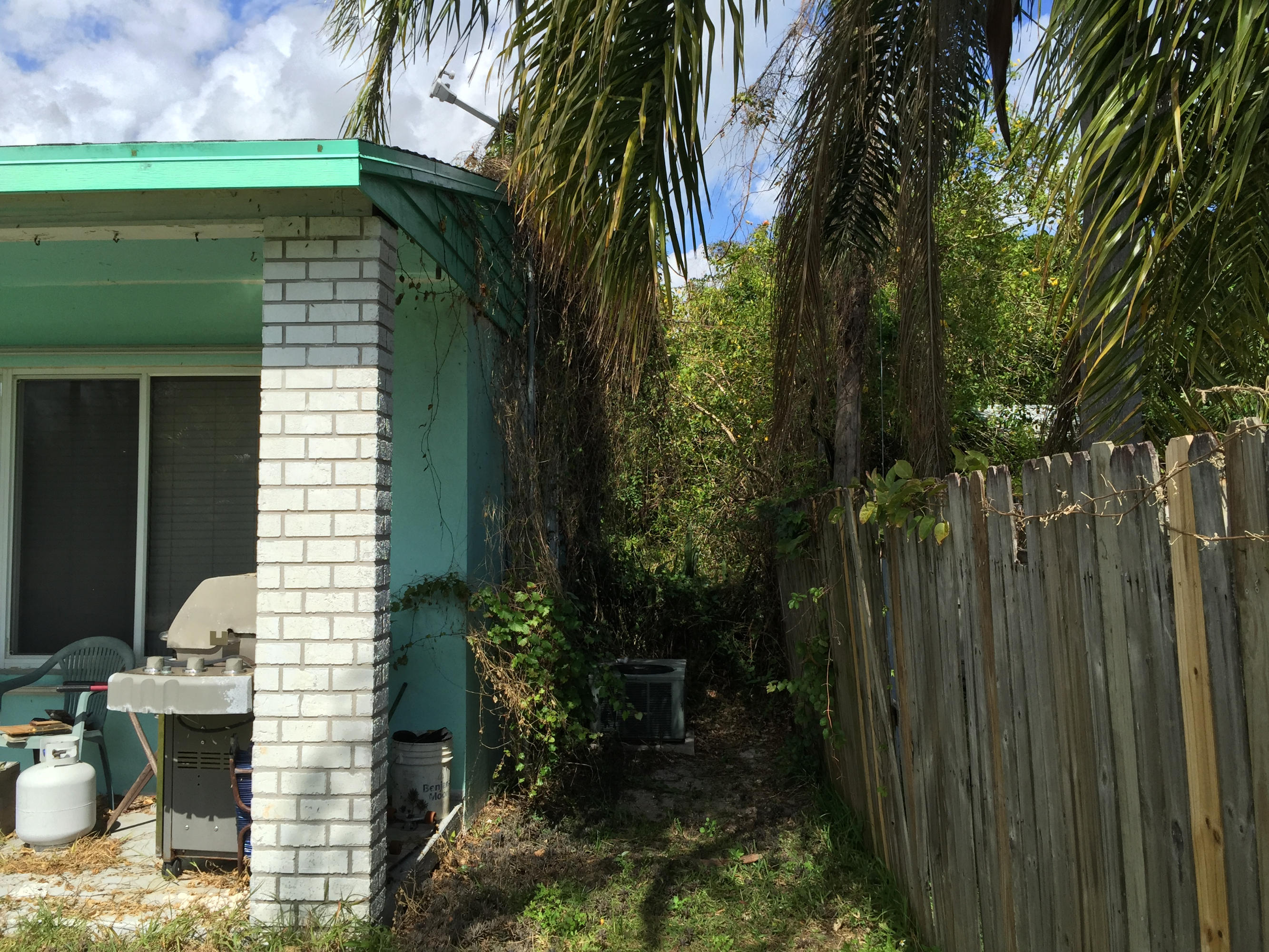 8665 Southeast Lyons Road Hobe Sound, FL 33455 - Photo 39 of 43 IMG_1395