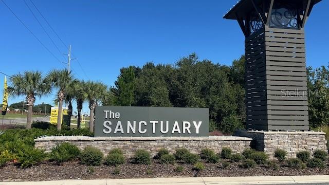 2792 Mdw Strm Way Clermont, FL 34714 - Photo 17 of 20 a sign that is on the side of a road