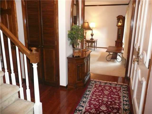 209 Devon Road Delaware, OH 43015 - Photo 10 of 25 Gallery Image 10