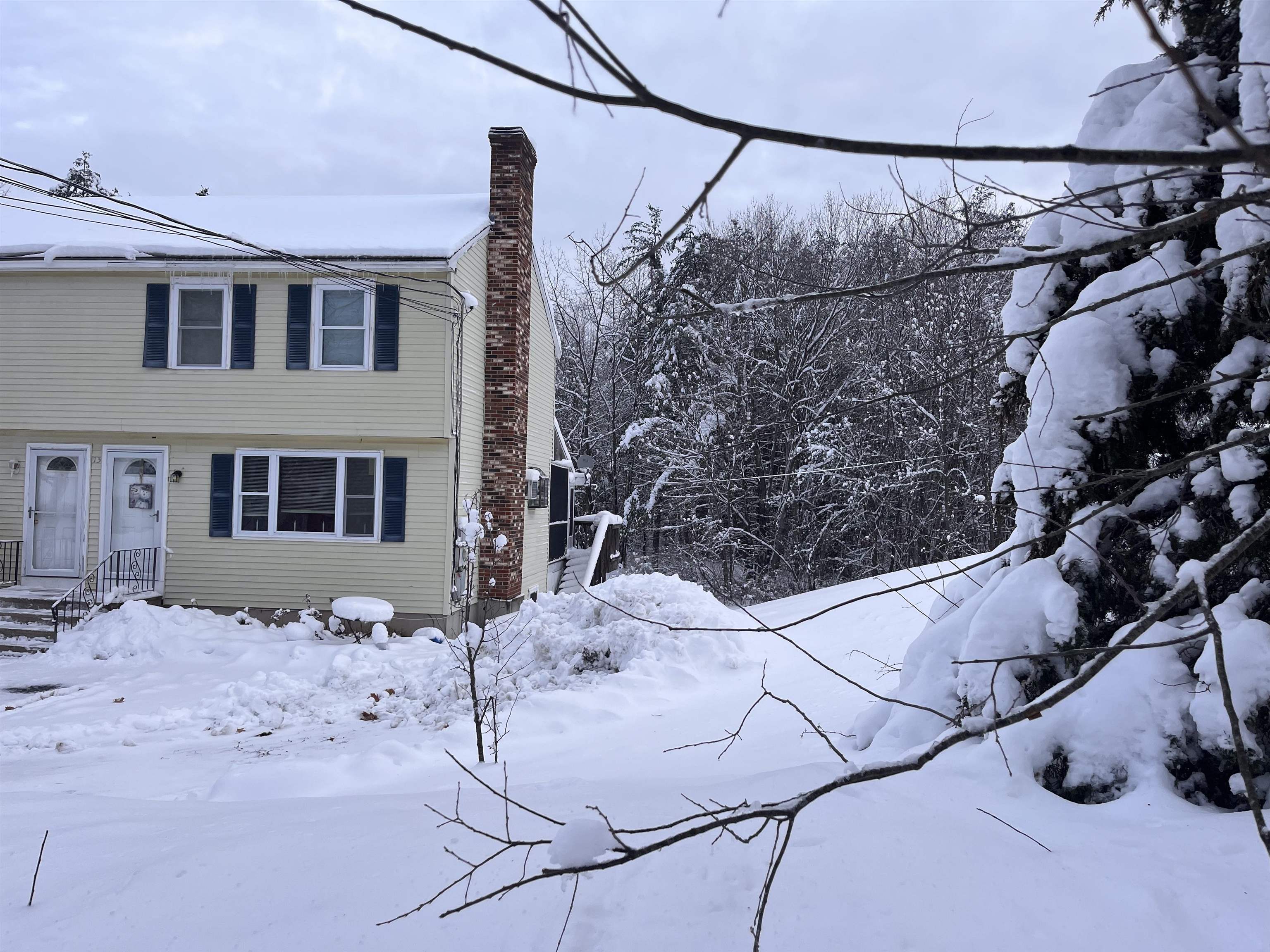 73 R Adams Pond Road, Unit 2 Derry, NH 03038 - Photo 2 of 35
