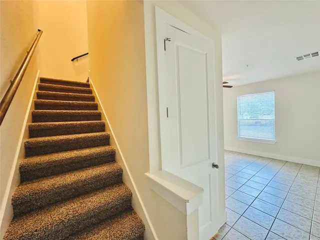 $1,295 | 2216 Creekside Lane, Unit D, Georgetown, TX 78626