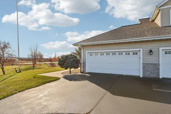 $349,900 | 1617 Grey Fox Trail, Unit G, Mukwonago, WI 53149