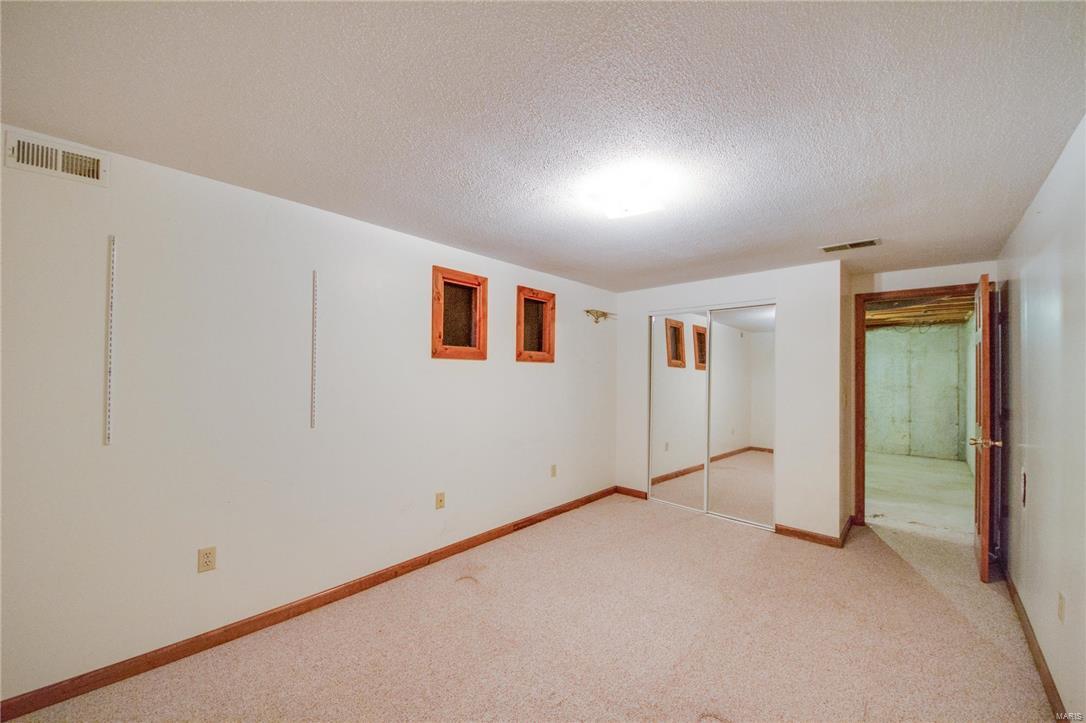 4429 Seiler Road Dorsey, IL 62021 - Photo 30 of 40