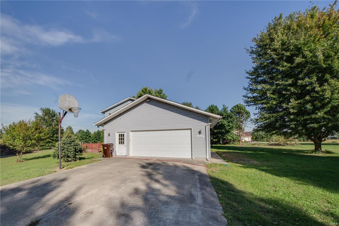 4429 Seiler Road Dorsey, IL 62021 - Photo 36 of 40