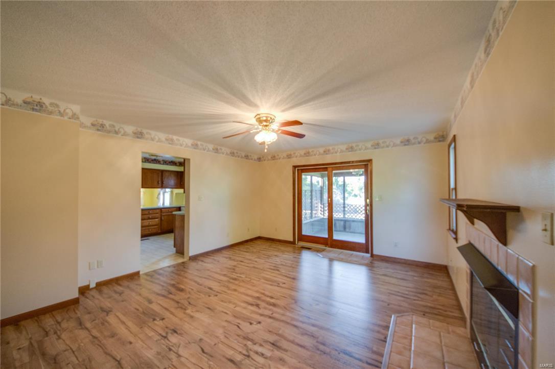 4429 Seiler Road Dorsey, IL 62021 - Photo 6 of 40