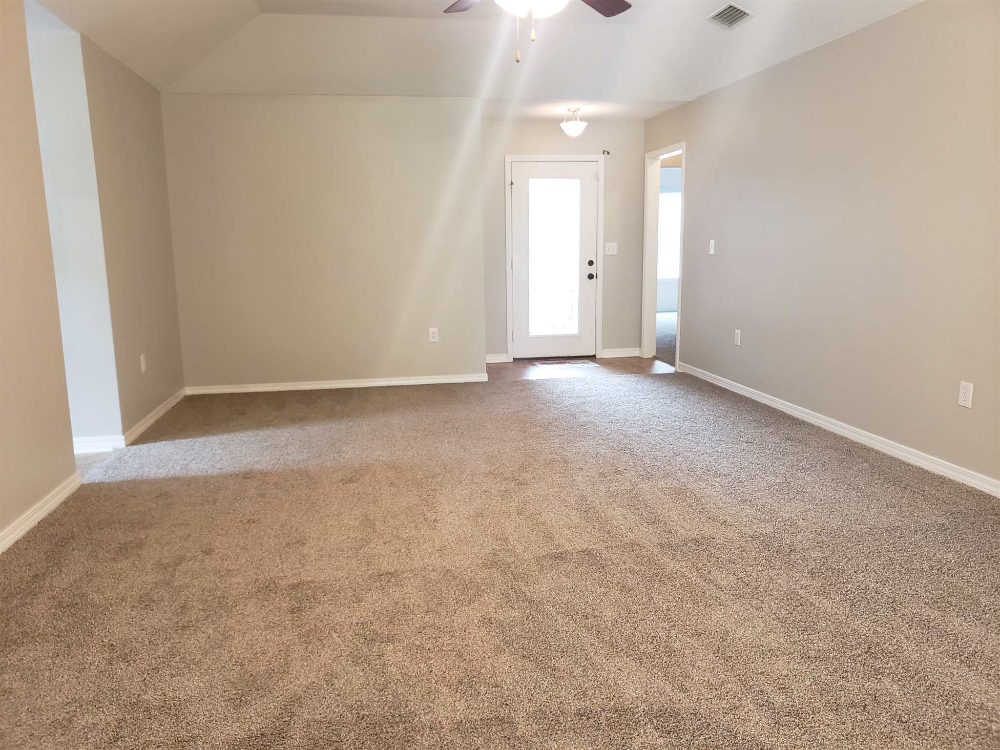 16730 Sugar Loop Foley, AL 36535 - Photo 5 of 25 Living Room