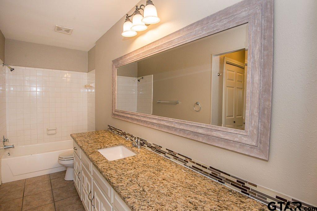 5907 Hollytree Drive Tyler, TX 75703 - Photo 17 of 35