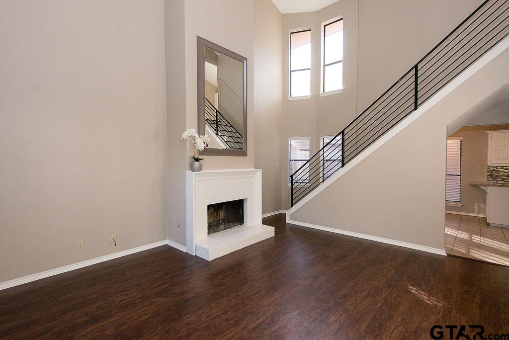 5907 Hollytree Drive Tyler, TX 75703 - Photo 4 of 35