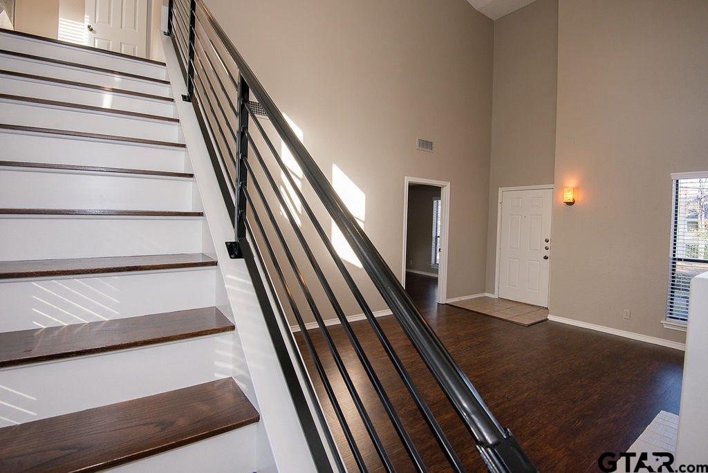 5907 Hollytree Drive Tyler, TX 75703 - Photo 7 of 35