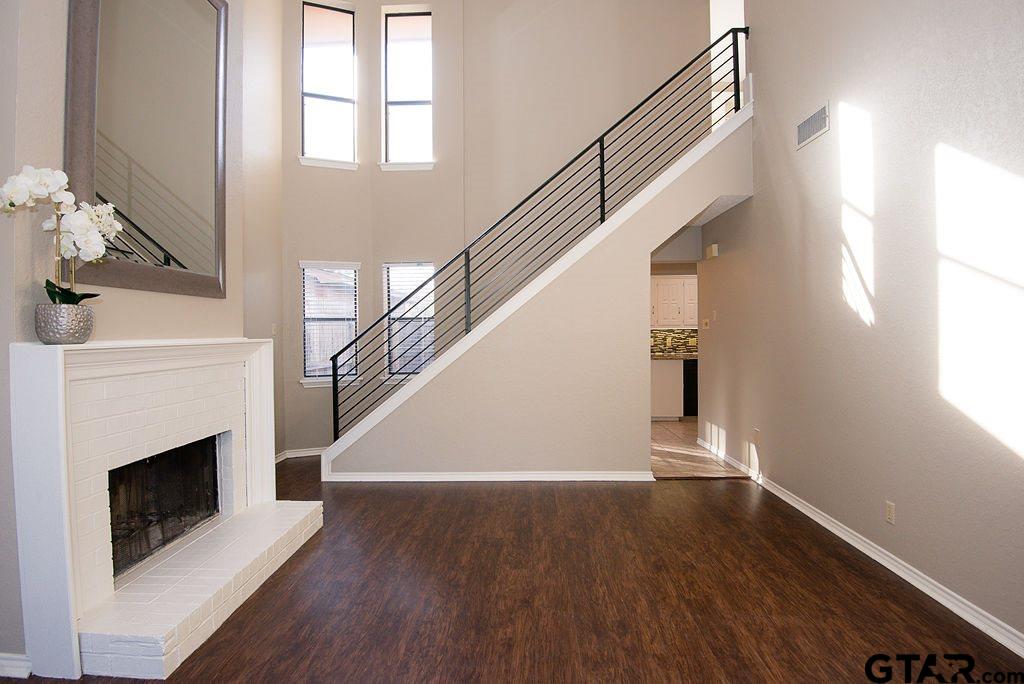 5907 Hollytree Drive Tyler, TX 75703 - Photo 8 of 35