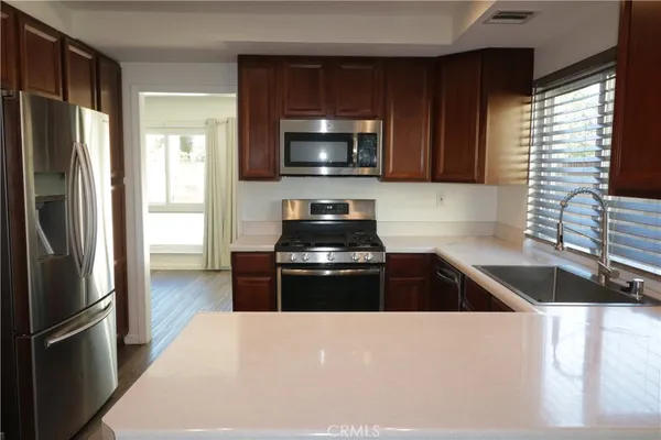 $3,800 | 27521 Glasser Avenue, Canyon Country, CA 91351