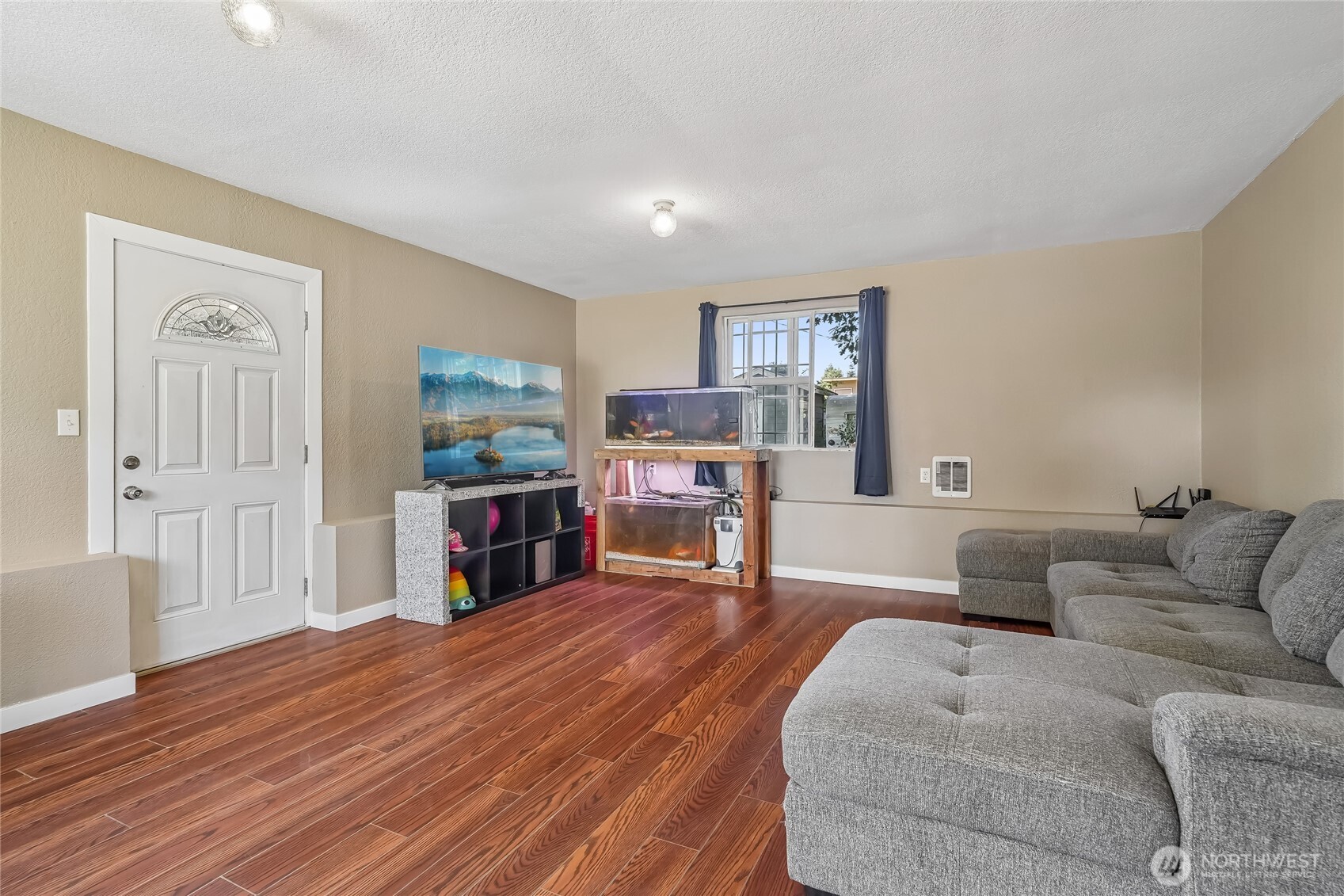 7214 River Road East Puyallup, WA 98371 - Photo 4 of 36