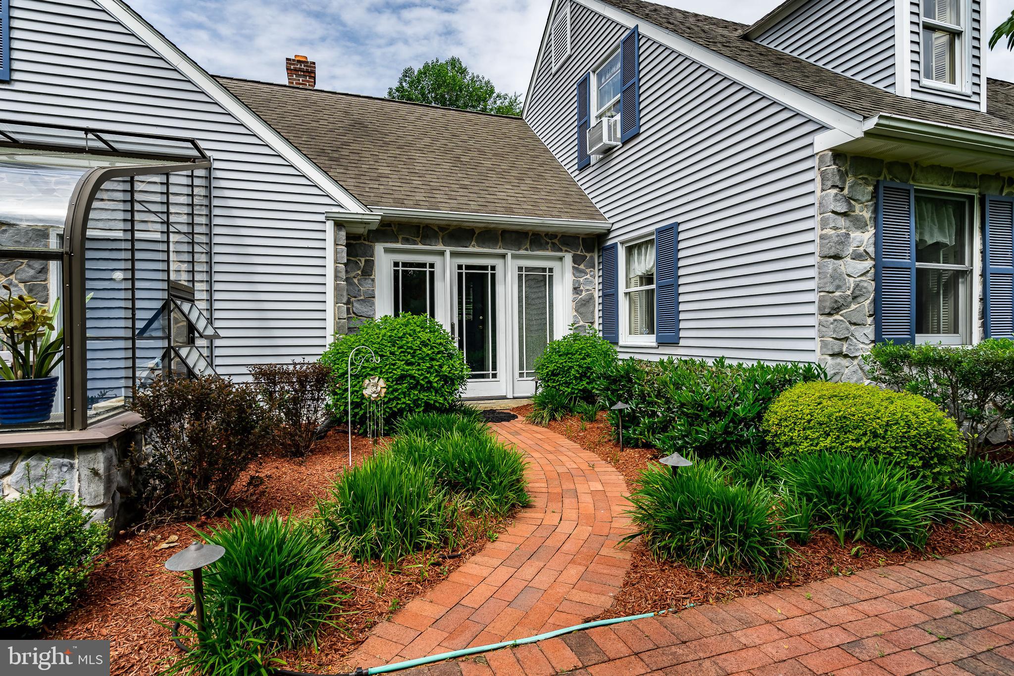 443 Taylor Road Downingtown, PA 19335 - Photo 6 of 55