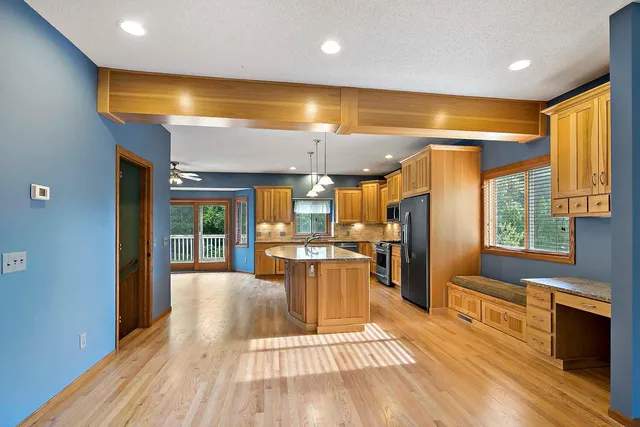 $524,900 | 3960 Versailles Court, Eagan, MN 55123