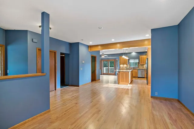 $524,900 | 3960 Versailles Court, Eagan, MN 55123