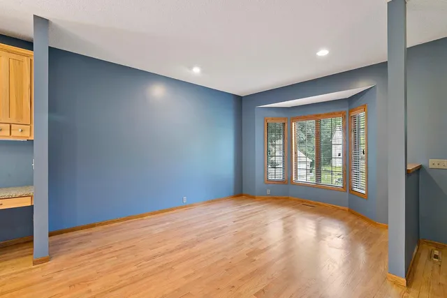 $524,900 | 3960 Versailles Court, Eagan, MN 55123