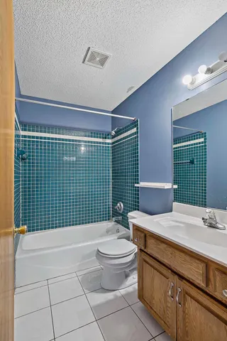 $524,900 | 3960 Versailles Court, Eagan, MN 55123