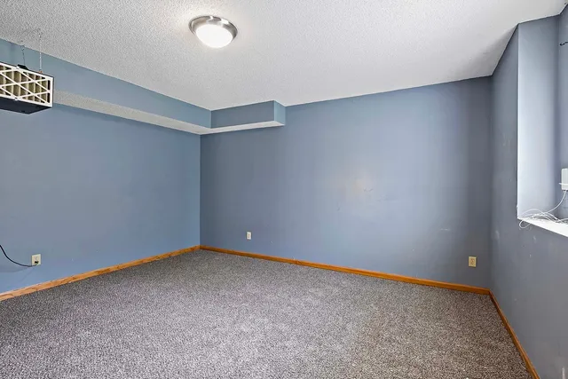 $524,900 | 3960 Versailles Court, Eagan, MN 55123