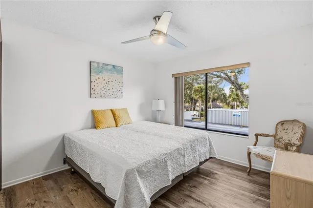 $259,000 | 332 Moorings Cove Drive, Unit 2E, Tarpon Springs, FL 34689