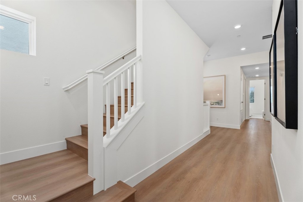 121 Bosal Irvine, CA 92618 - Photo 14 of 40