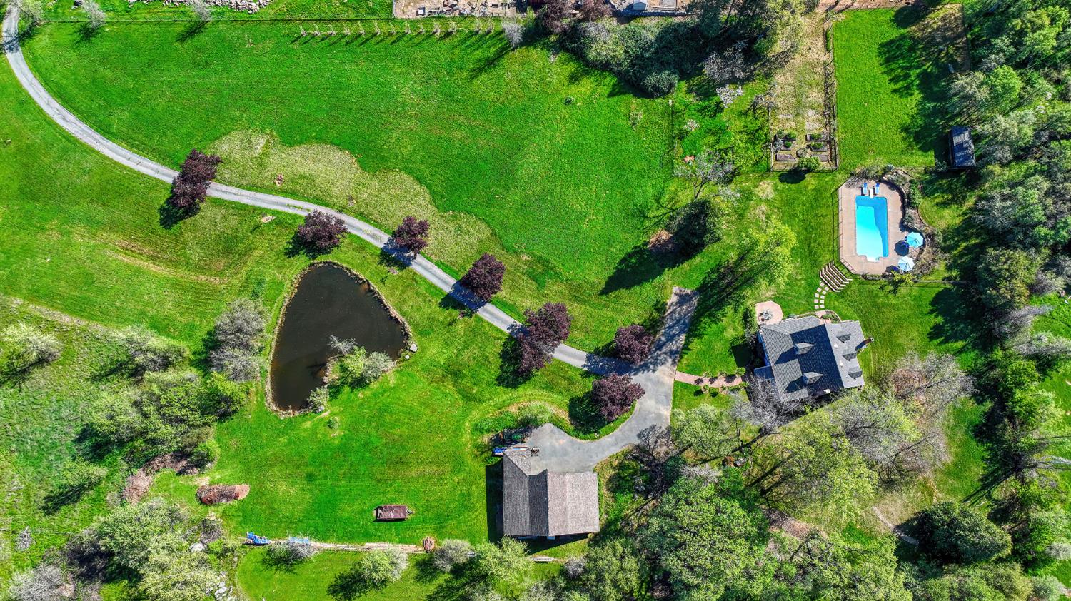 10800 Pickle Barrel Road Auburn, CA 95602 - Photo 56 of 82 an aerial view of residential house with outdoor space and trees all around
