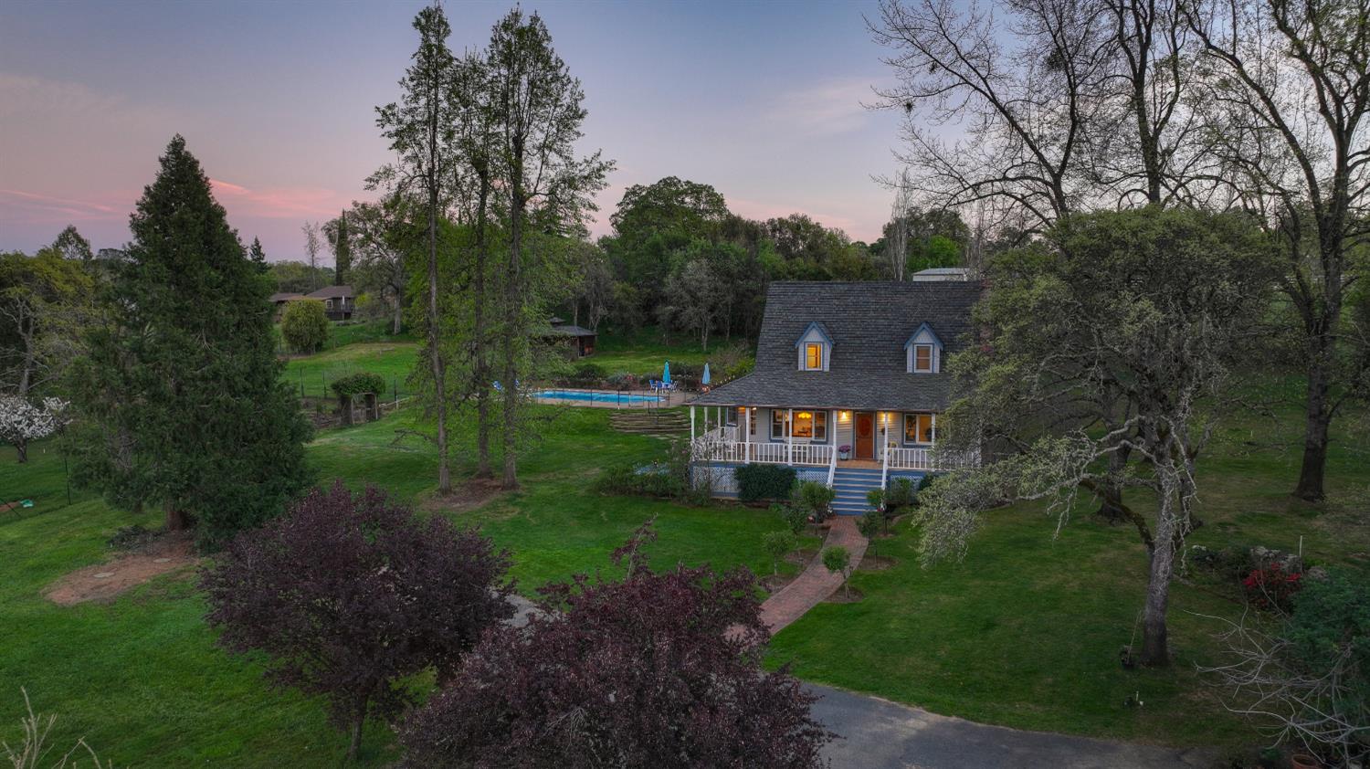 10800 Pickle Barrel Road Auburn, CA 95602 - Photo 63 of 82 a view of a house with a yard