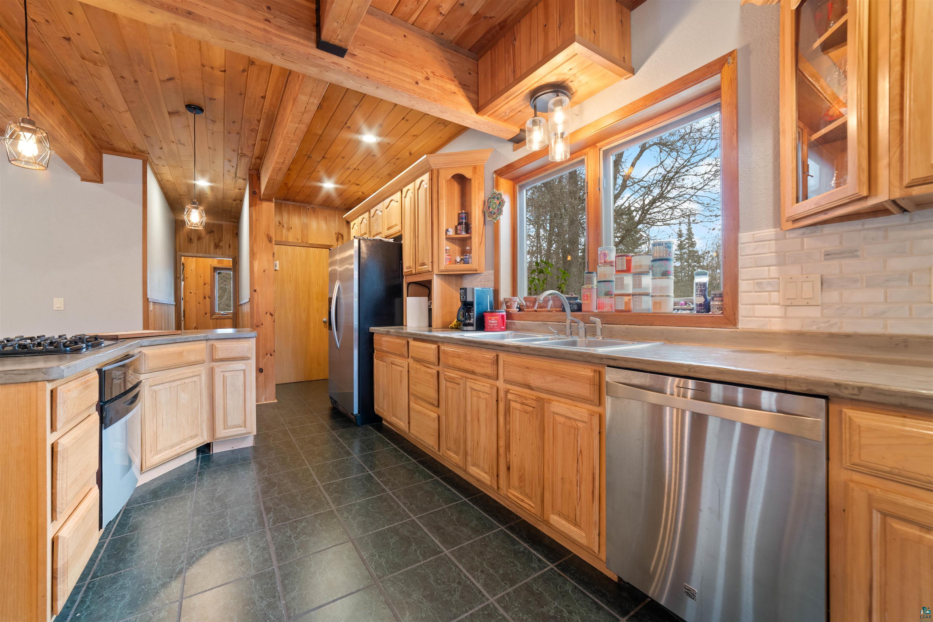 12643 Larson Lane Solon Springs, WI 54873 - Photo 13 of 29 Gallery Image 13
