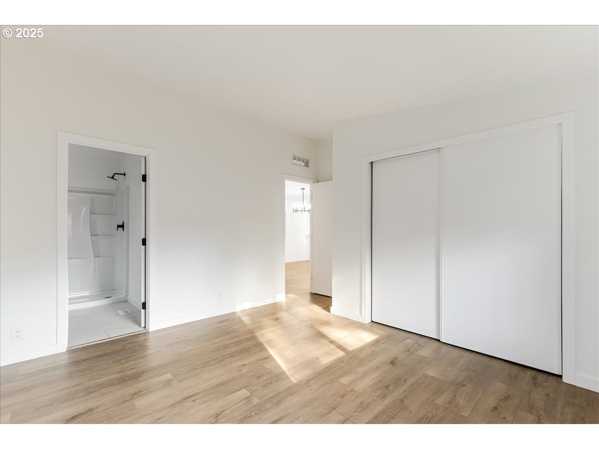 12323 Southeast Holgate Boulevard, Unit 6 Portland, OR 97236 - Photo 18 of 25