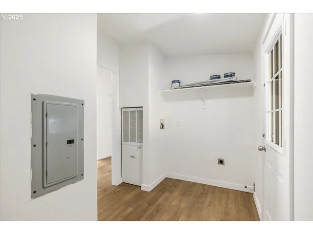 $150,000 | 12323 Southeast Holgate Boulevard, Unit 6, Portland, OR 97236
