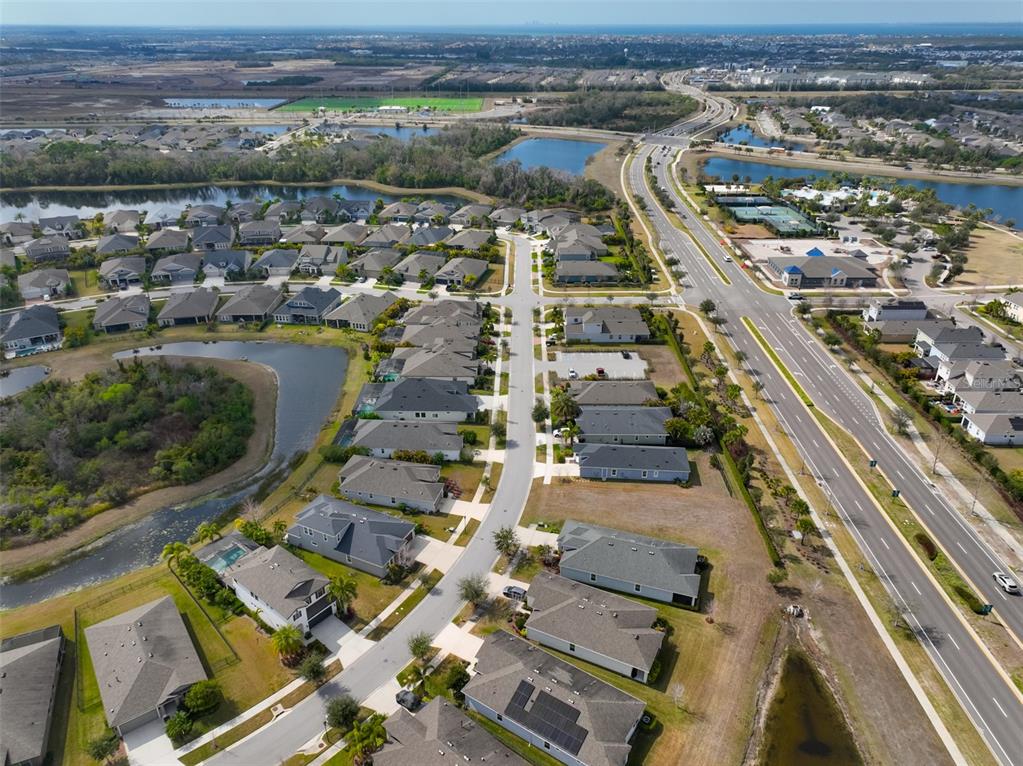 5418 Silver Sun Drive Apollo Beach, FL 33572 - Photo 9 of 65