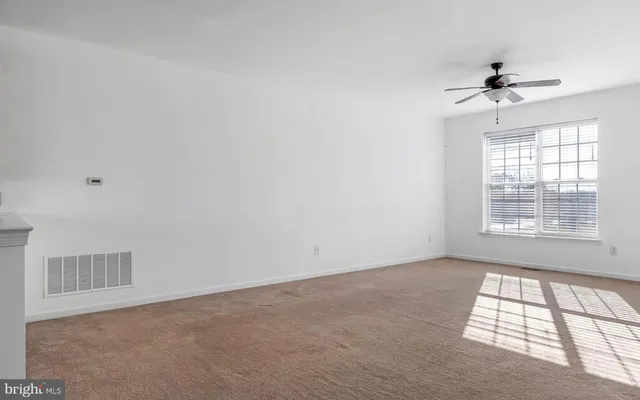 a view of utility room