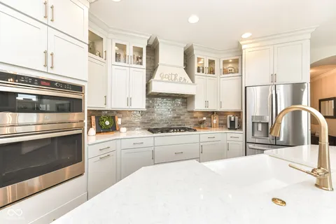 $720,000 | 2439 Collins Drive, Westfield, IN 46074
