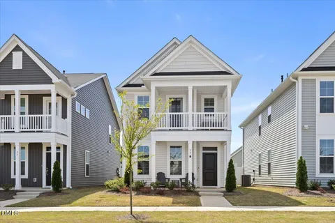 $350,000 | 33 Pear Blossom Parkway, Clayton, NC 27520
