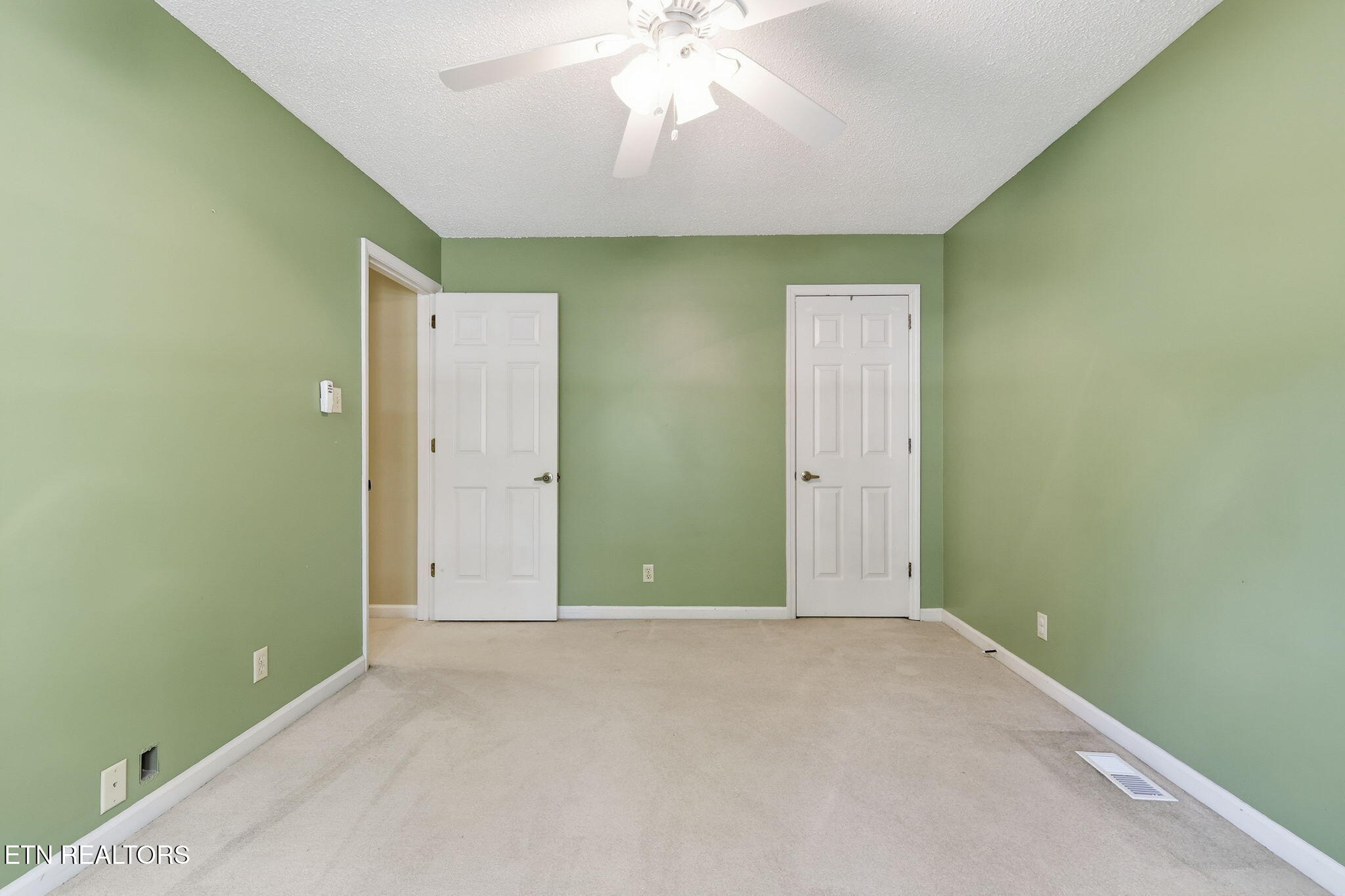 211 Connors Circle Oak Ridge, TN 37830 - Photo 39 of 56 40-web-or-mls-3F1A8718