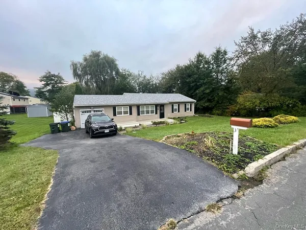 $3,500 | 3 Plymouth Rock Court, Washingtonville, NY 10992