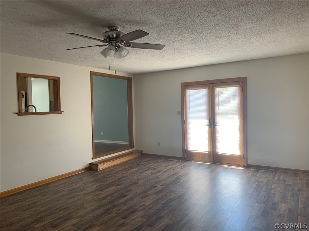 3577 Burkeville Road Victoria, VA 23974 - Photo 5 of 17