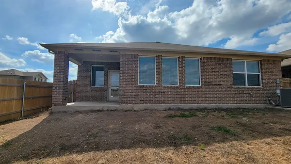 $2,050 | 487 Apache Plum Drive, Kyle, TX 78640