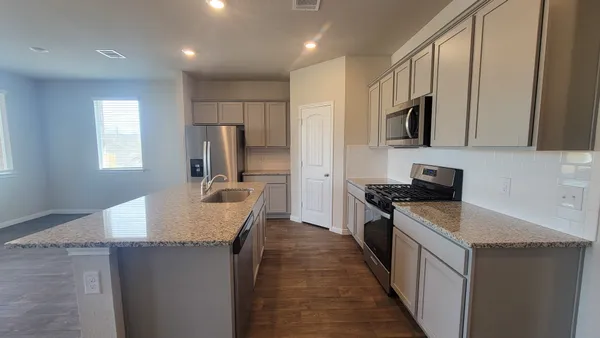 $2,050 | 487 Apache Plum Drive, Kyle, TX 78640