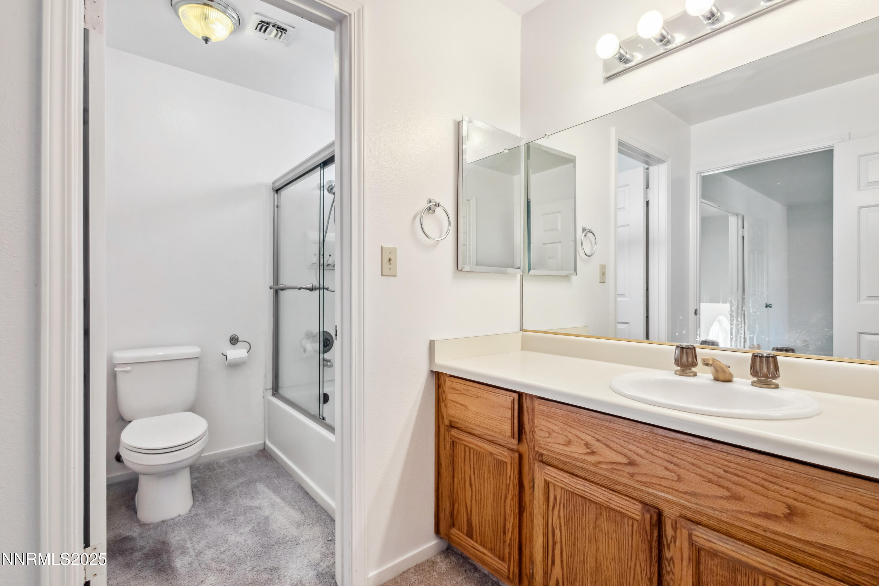 7554 Whimbleton Way Reno, NV 89511 - Photo 18 of 26 16_img_0244