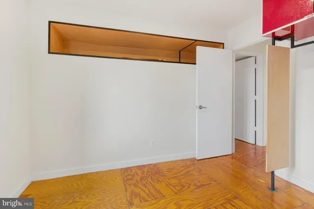 a view of empty room with window
