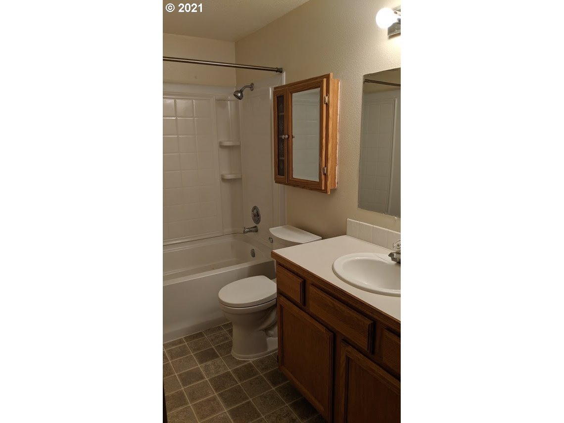 2068 Scott Road Springfield, OR 97477 - Photo 20 of 22