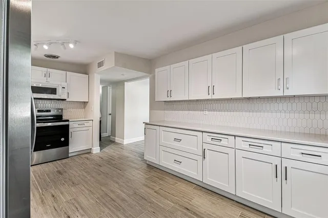 $549,000 | 5701 Commonwealth Avenue North, St. Petersburg, FL 33703