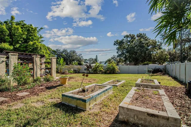 $549,000 | 5701 Commonwealth Avenue North, St. Petersburg, FL 33703