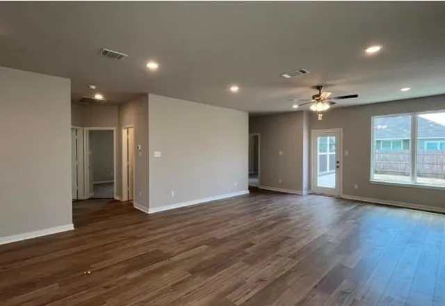 $2,400 | 4065 Rimfire Road, Waco, TX 76705