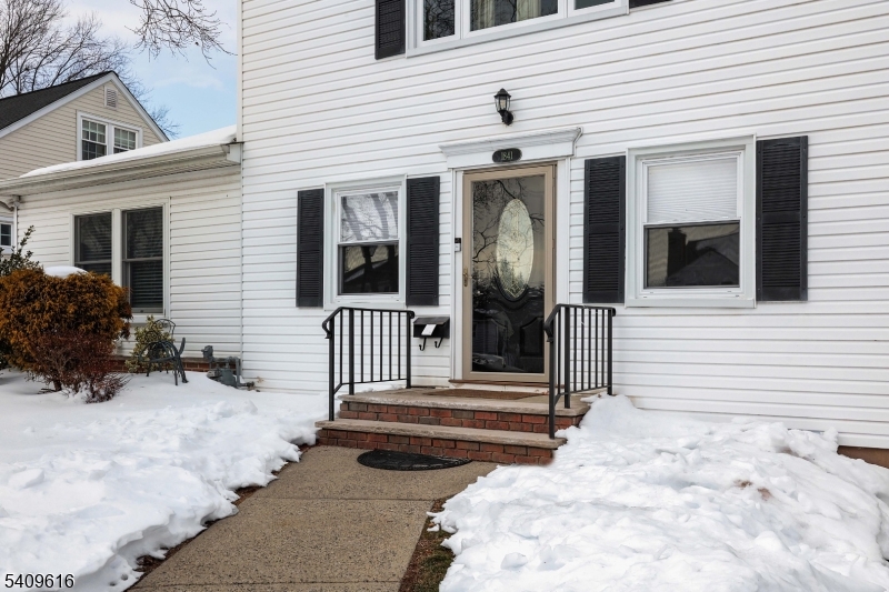 1841 Cider Mill Road Union, NJ 07083 - Photo 4 of 36